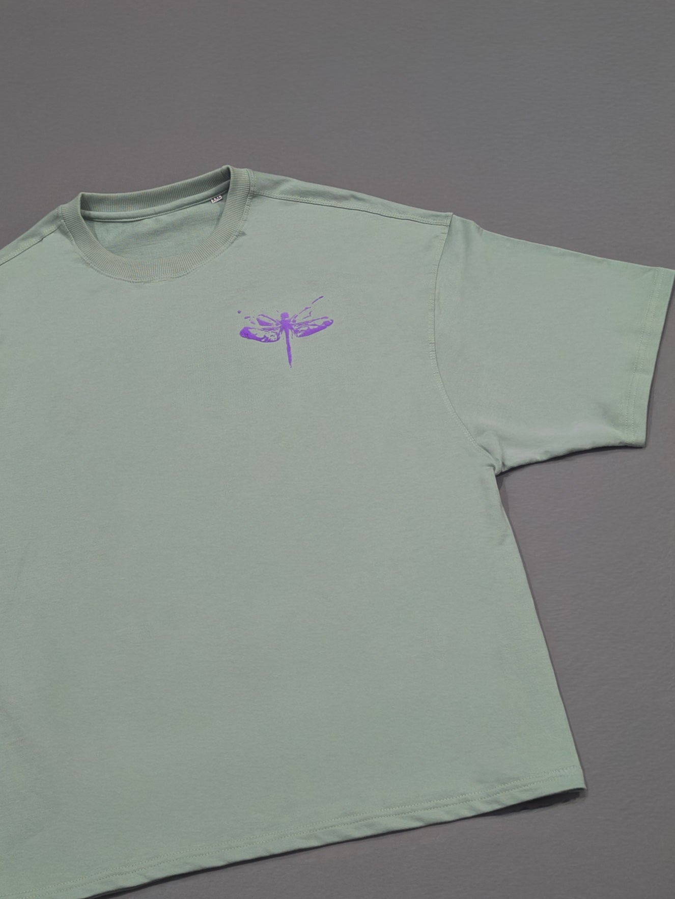 DRAGONFLY PUFF PRINTED UNISEX OVERSIZED DROP SHOULDER T-SHIRT