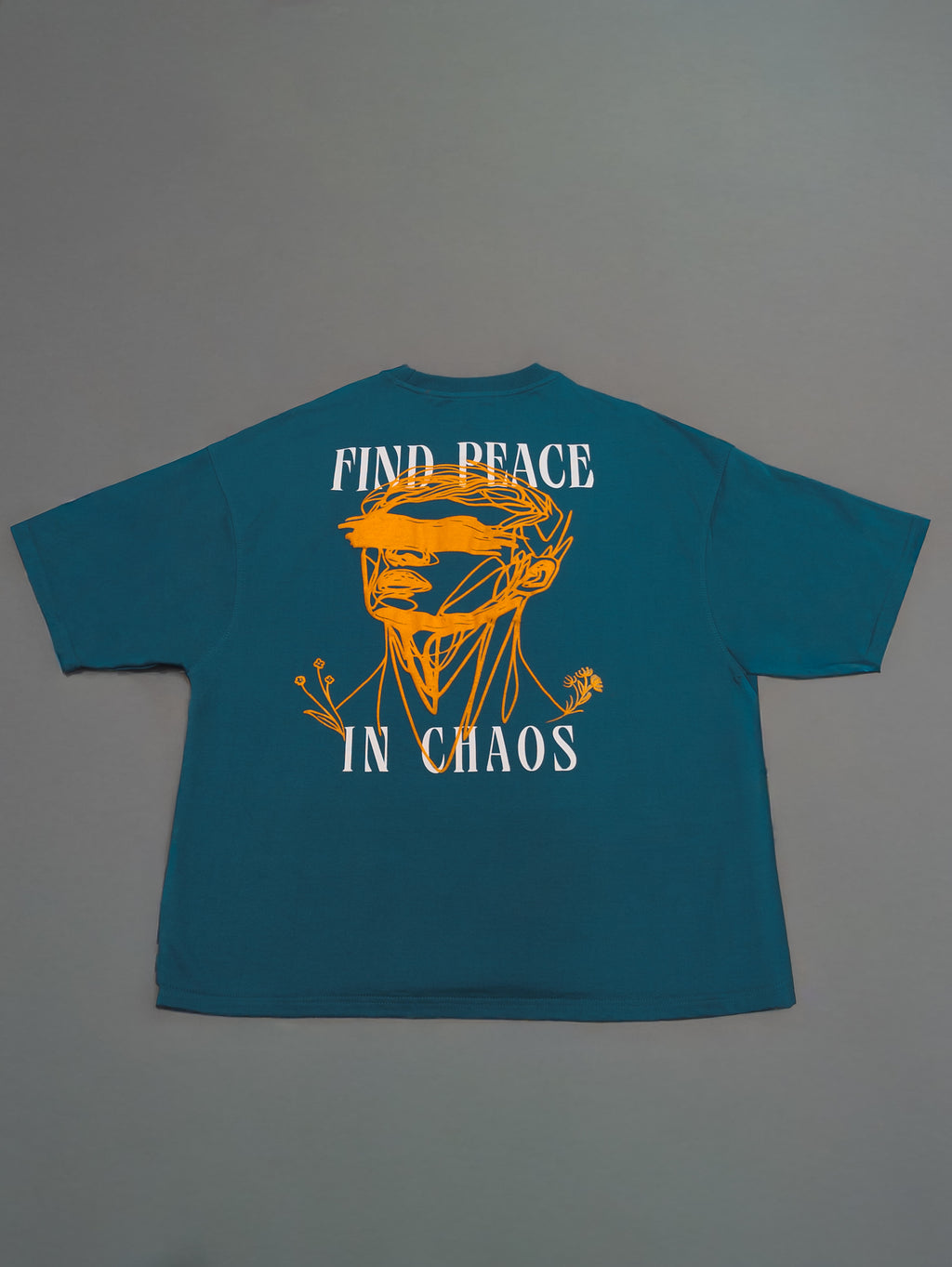 FIND PEACE IN CHAOS OVERSIZED T-SHIRT