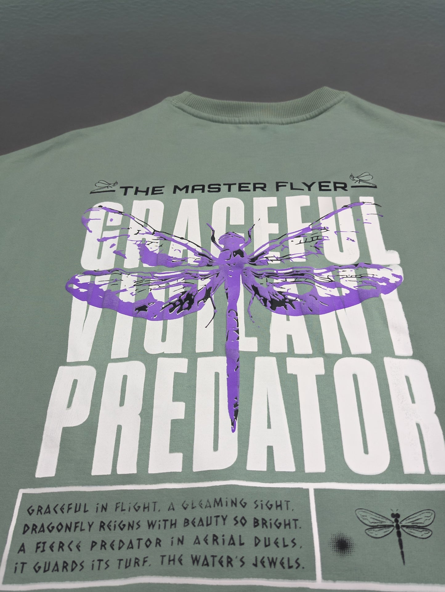 DRAGONFLY PUFF PRINTED UNISEX OVERSIZED DROP SHOULDER T-SHIRT